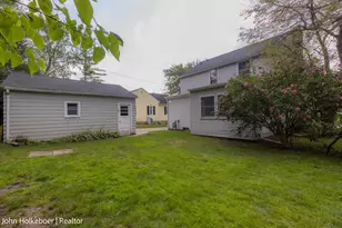 1126 Kenesaw Dr SE, East Grand Rapids, MI 49506 - Photo 31