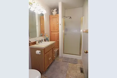 211 E Electric Court, Sturgis, MI 49091 - Photo 9
