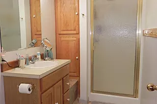 211 E Electric Ct, Sturgis, MI 49091 - Photo 9