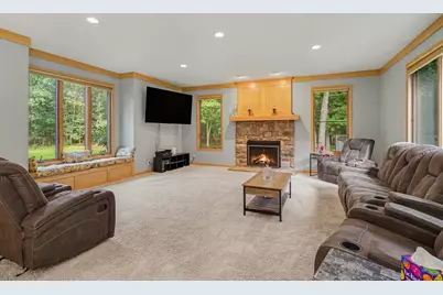 5045 Andrea Drive, Muskegon, MI 49445 - Photo 5