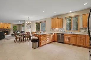 5045 Andrea Dr, Muskegon, MI 49445 - Photo 9