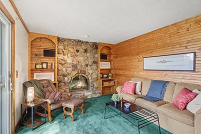 127 E Maple Street, Fruitport, MI 49415 - Photo 7