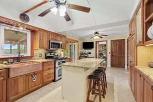 127 E Maple St, Fruitport, MI 49415 - Photo 15