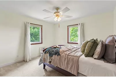 127 E Maple Street, Fruitport, MI 49415 - Photo 17