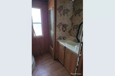 18542 9 Mile Road, Reed City, MI 49677 - Photo 13