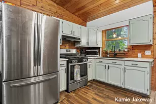 10481 Brown Rd, Fenwick, MI 48834 - Photo 11