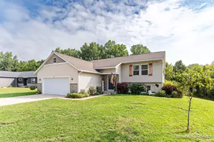 810 School Bell Ct, Belding, MI 48809 - Photo 1