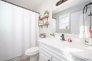 810 School Bell Ct, Belding, MI 48809 - Photo 19