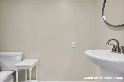 2850 Burritt Street NW, Grand Rapids, MI 49504 - Photo 19