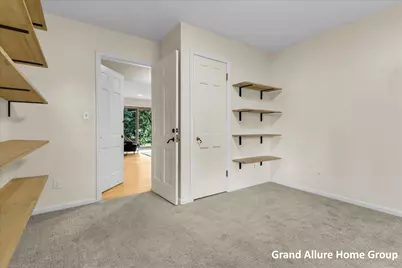 2850 Burritt Street NW, Grand Rapids, MI 49504 - Photo 17