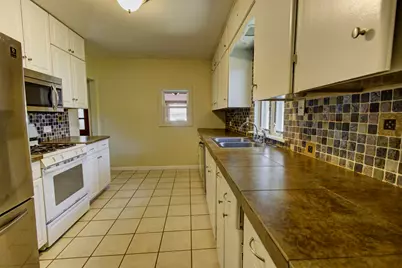 2504 Logan Avenue, Kalamazoo, MI 49008 - Photo 11