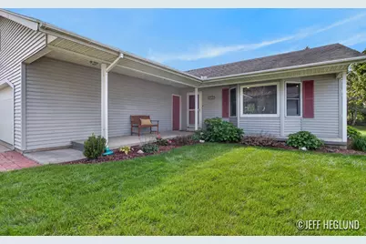 2416 Dewberry Drive NE, Grand Rapids, MI 49505 - Photo 3
