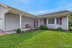 2416 Dewberry Dr NE, Grand Rapids, MI 49505 - Photo 3