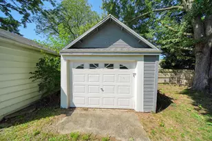 610 N State St, Jackson, MI 49202 - Photo 31