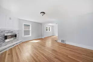 610 N State St, Jackson, MI 49202 - Photo 9