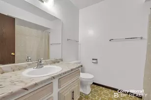 6380 Wainscot Dr SE, Grand Rapids, MI 49546 - Photo 19
