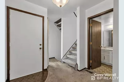 6380 Wainscot Drive SE #106, Grand Rapids, MI 49546 - Photo 3