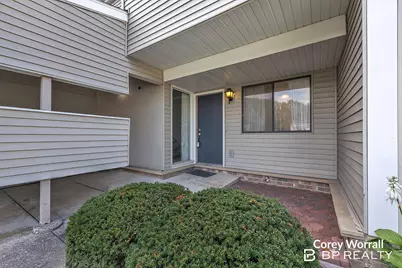 6380 Wainscot Drive SE #106, Grand Rapids, MI 49546 - Photo 27
