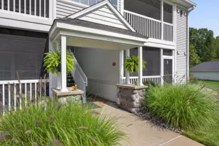 718 W Barrington Cir, Jackson, MI 49203 - Photo 19