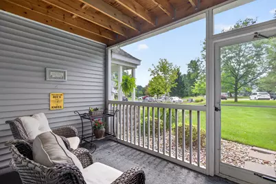 718 W Barrington Circle, Jackson, MI 49203 - Photo 17