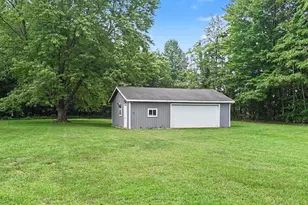 12909 60th St, Bangor, MI 49013 - Photo 5