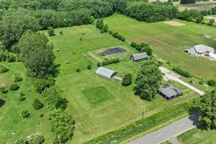 9962 Holden Rd, Baroda, MI 49101 - Photo 57