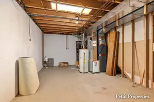 1687 Oakvale Dr SW, Wyoming, MI 49519 - Photo 25
