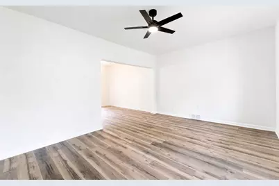 25503 New York Street, Dearborn Heights, MI 48125 - Photo 11