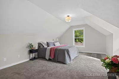 2129 Cleveland Avenue SW, Wyoming, MI 49509 - Photo 13