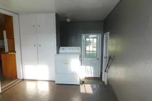 489 S Catalpa Ave, White Cloud, MI 49349 - Photo 17