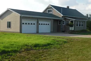 489 S Catalpa Ave, White Cloud, MI 49349 - Photo 31