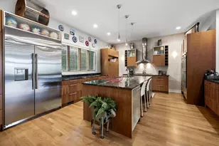 51108 Lake Park Dr, New Buffalo, MI 49117 - Photo 9