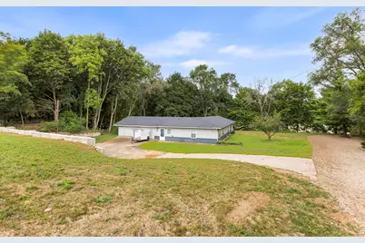 611 Niepoth Street, Battle Creek, MI 49014 - Photo 1