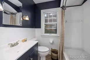 920 Ellsmere St NE, Grand Rapids, MI 49505 - Photo 17