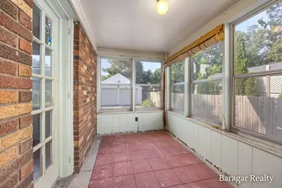 920 Ellsmere Street NE, Grand Rapids, MI 49505 - Photo 13