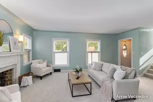 846 Lake Michigan Dr NW, Grand Rapids, MI 49504 - Photo 7