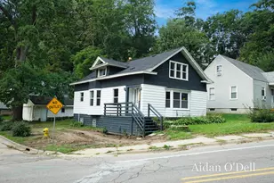 1332 Bridge St NW, Grand Rapids, MI 49504 - Photo 1