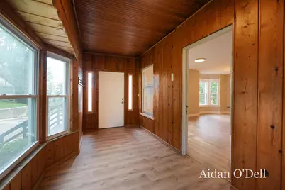 1332 Bridge Street NW, Grand Rapids, MI 49504 - Photo 3