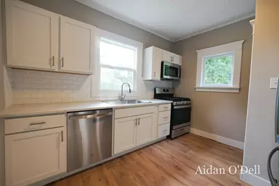 1332 Bridge Street NW, Grand Rapids, MI 49504 - Photo 13