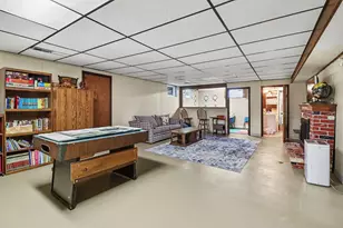 408 N Lewis St, Ludington, MI 49431 - Photo 17