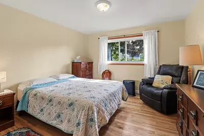 408 N Lewis Street, Ludington, MI 49431 - Photo 13