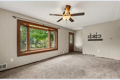 2146 Engleside Drive SE, Grand Rapids, MI 49546 - Photo 5
