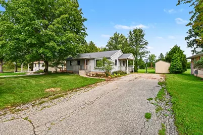 2146 Engleside Drive SE, Grand Rapids, MI 49546 - Photo 3
