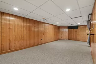 2146 Engleside Dr SE, Grand Rapids, MI 49546 - Photo 23