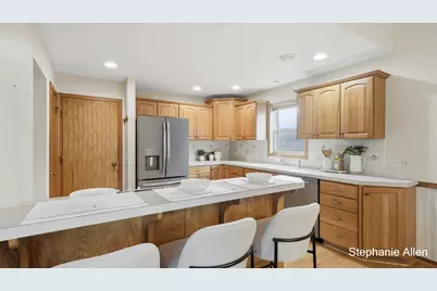 4624 Wyatt Street SW, Grandville, MI 49418 - Photo 11