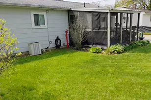 12415 Clinton River Rd, Sterling Heights, MI 48313 - Photo 37