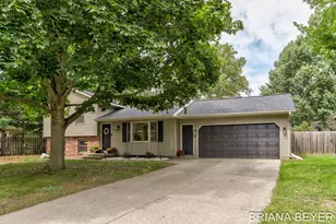 4143 Dennis Ct, Hudsonville, MI 49426 - Photo 1
