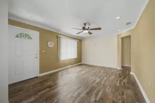 5938 Sylvia St, Taylor, MI 48180 - Photo 7