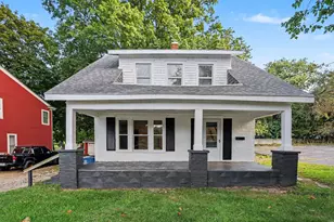 261 E Emmett St, Battle Creek, MI 49017 - Photo 1