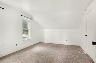 261 E Emmett St, Battle Creek, MI 49017 - Photo 15